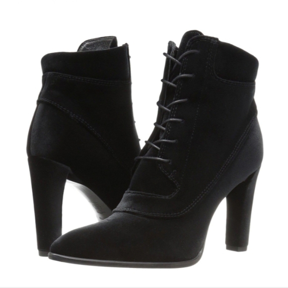 Stuart Weitzman Ruggy Lace-up Black Velour Bootie - Picture 3 of 7